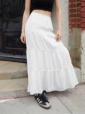 Brandy Melville White Tiered Maxi Skirt